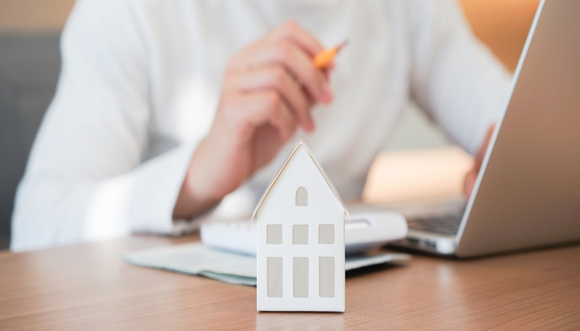 Proteção residencial: principais assistências e coberturas de um seguro para condomínio